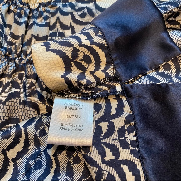 Cabi 100% Silk Tunic Blouse - Picture 7 of 14